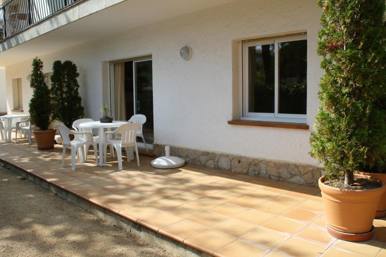 Apartaments Margarita Sabina Pinell بلاتجا ذارو المظهر الخارجي الصورة