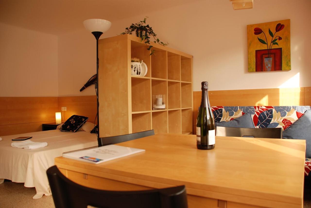 Apartaments Margarita Sabina Pinell بلاتجا ذارو المظهر الخارجي الصورة